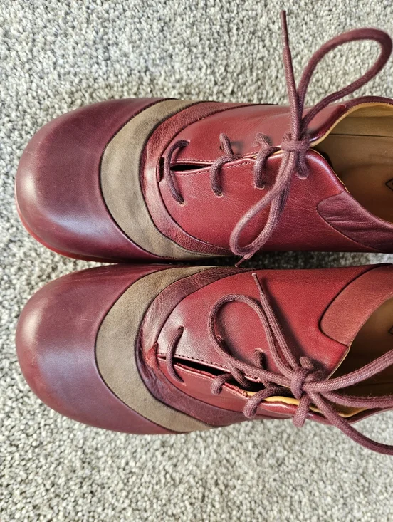 Fluevog Hopefuls Vow In Burgandy Fits Like 9-9.5 Size 10 Rounded Toe Laces - Picture 11 of 16